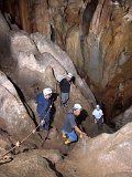 00395-1946 Climb down in Racer Cave - Photo by Garry K Smith